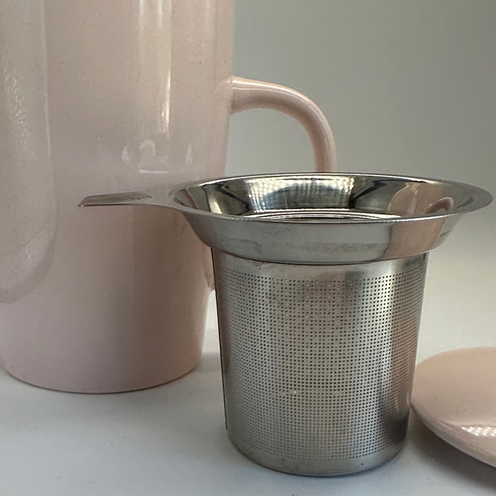 🩷 Pink Ceramic Mug Set with Stainless Steel Tea Infuser and Matching Lid (S) - Picture 2 of 15